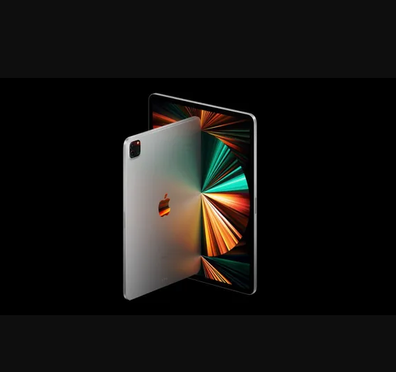 Apple-Likely-To-Launch-Foldable-iPad-In-2024-With-Carbon-Fibre-Kickstand Wristwatchstraps.co