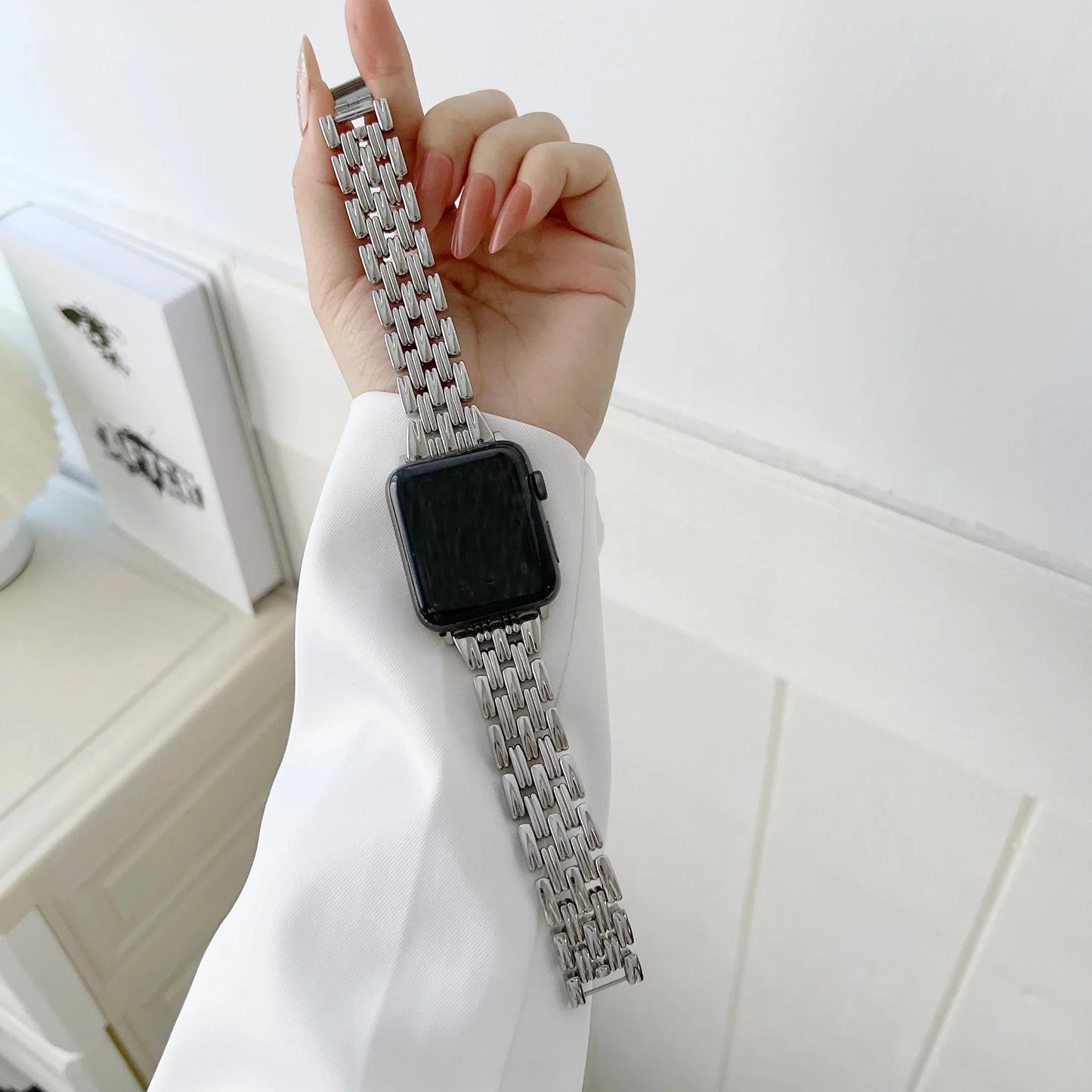 Apple Watch Stainless Steel Band - Luxury Diamond Design BandsCo Straps