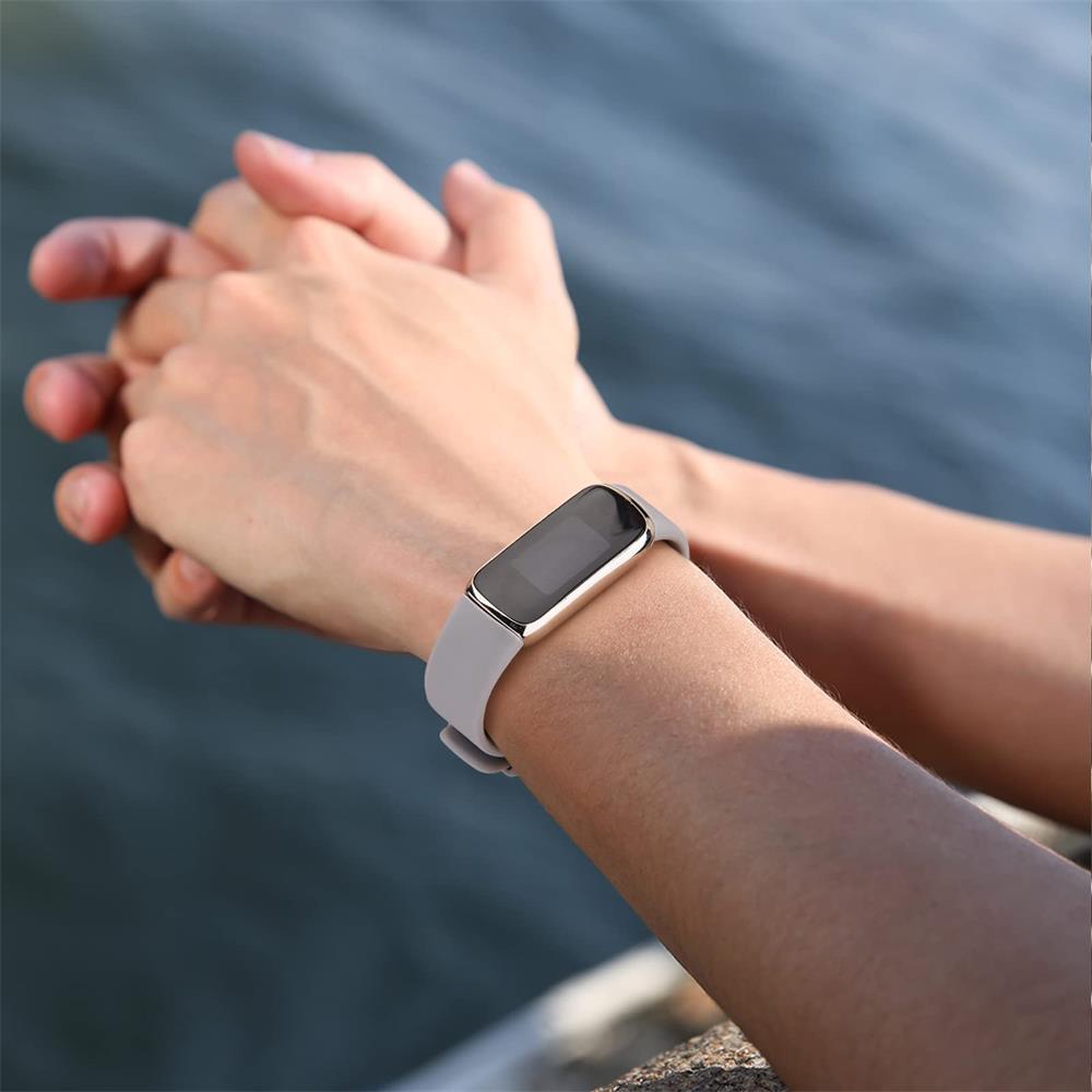 Silicone Sport Band For Fitbit Luxe - Wristwatchstraps.co