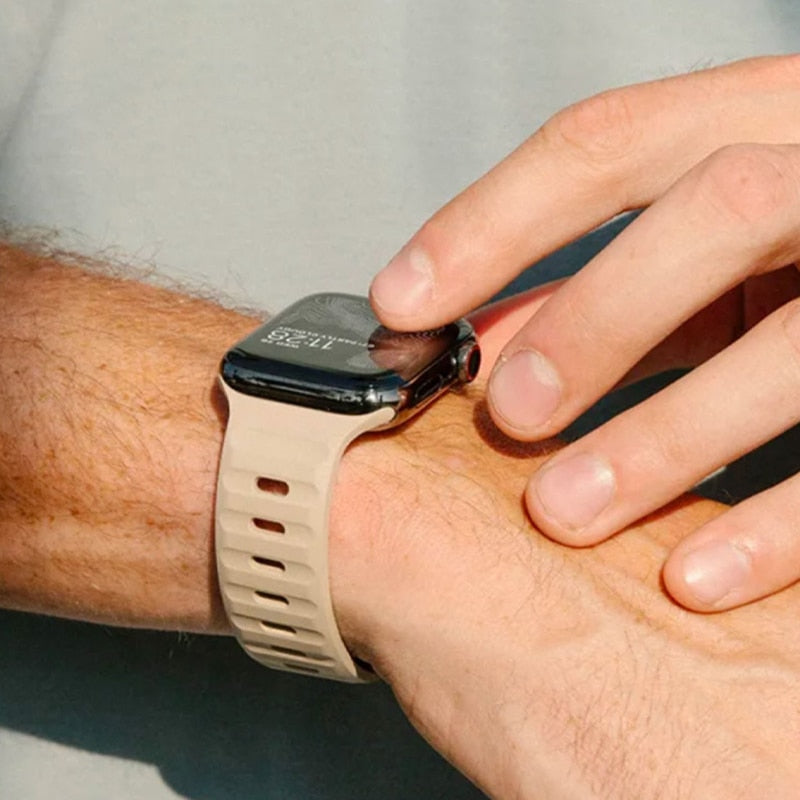 Sporty Silicone Strap For Apple Watch Band - Wristwatchstraps.co