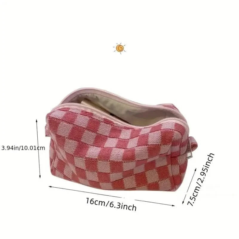 Checkered Pattern Zipper Makeup Bag DailySale
