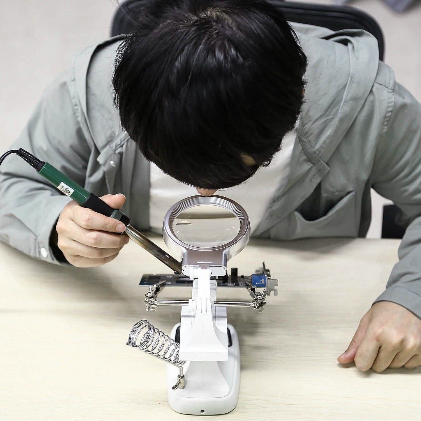 LED Lights Helping Hands Magnifying Glass DailySale