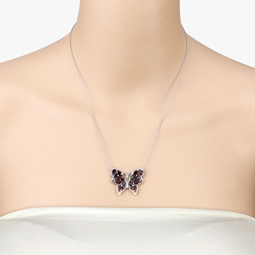 4.60 Carat Genuine Garnet .925 Sterling Silver Necklace Bids.com