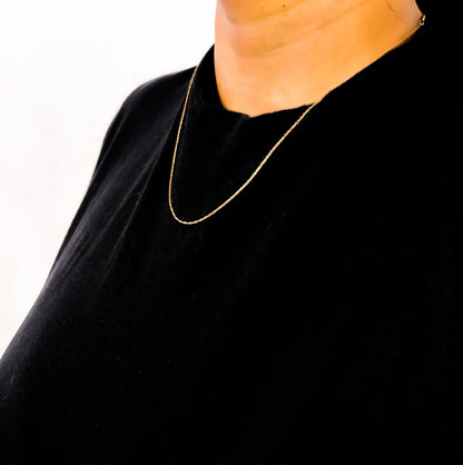 Solid 10K Yellow Gold 0.5mm Slim and Dainty Unisex 18" Rope Chain Necklace Bids.com