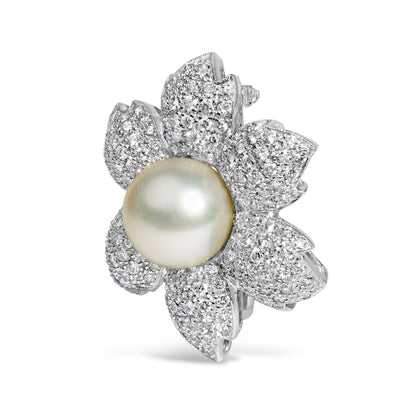 18K White Gold 2 3/4 Cttw Diamond and 12.5 MM Cultured Freshwater Pearl Floral Brooch Pin (G-H Color, VS1-VS2 Clarity) Bids.com