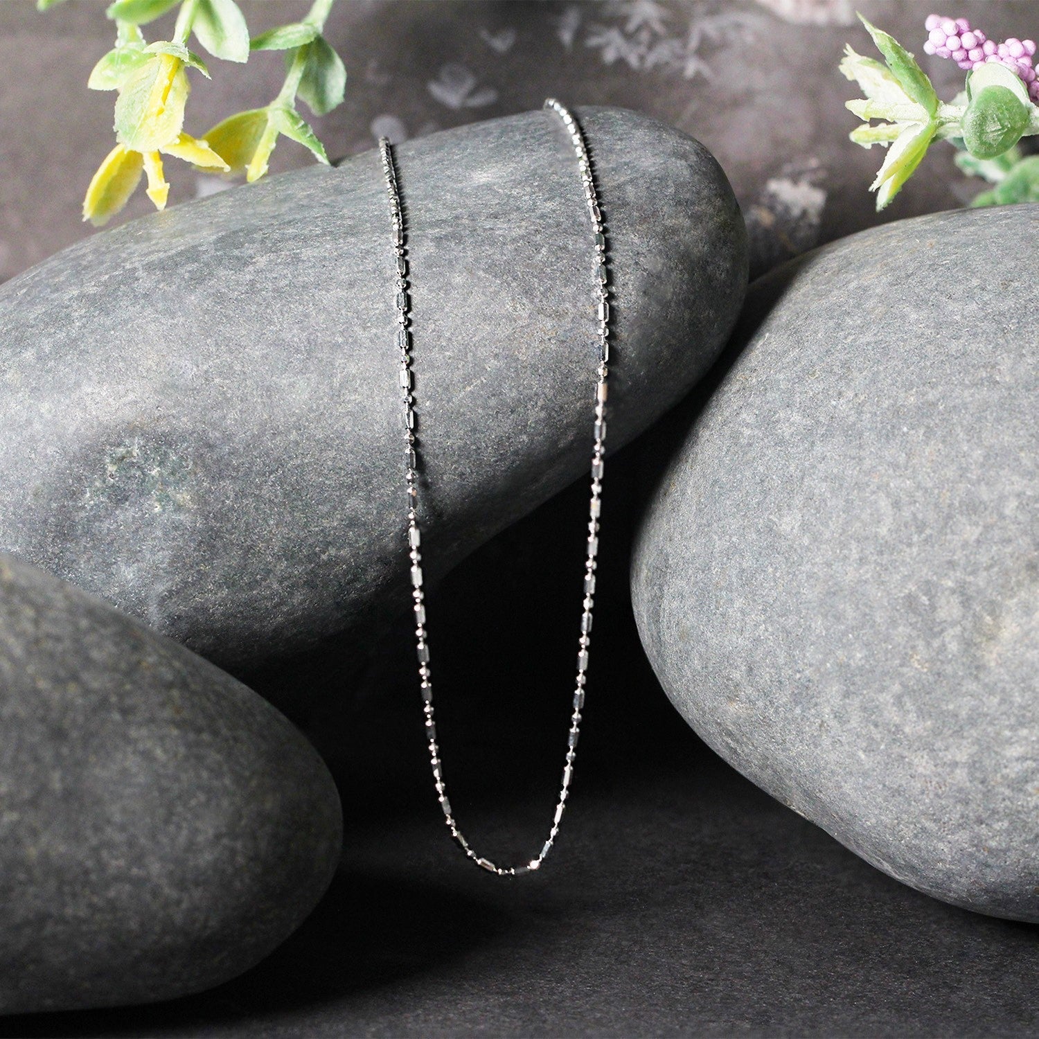 14k White Gold Diamond-Cut Bead Chain 1.0mm Bids.com