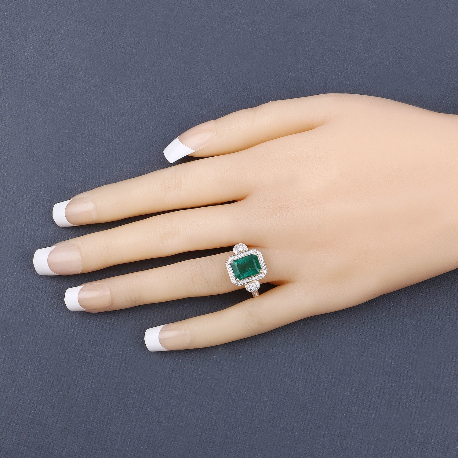 IGI Certified 2.87 Carat Genuine Zambian Emerald and White Diamond 14K Yellow Gold Ring Bids.com