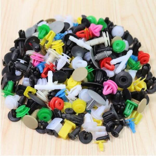 100-Piece: Universal Plastic Car Clips DailySale