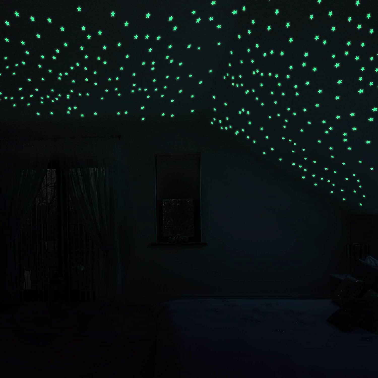 100-Pieces: Colorful Luminous Stars Plastic Wall Sticker DailySale
