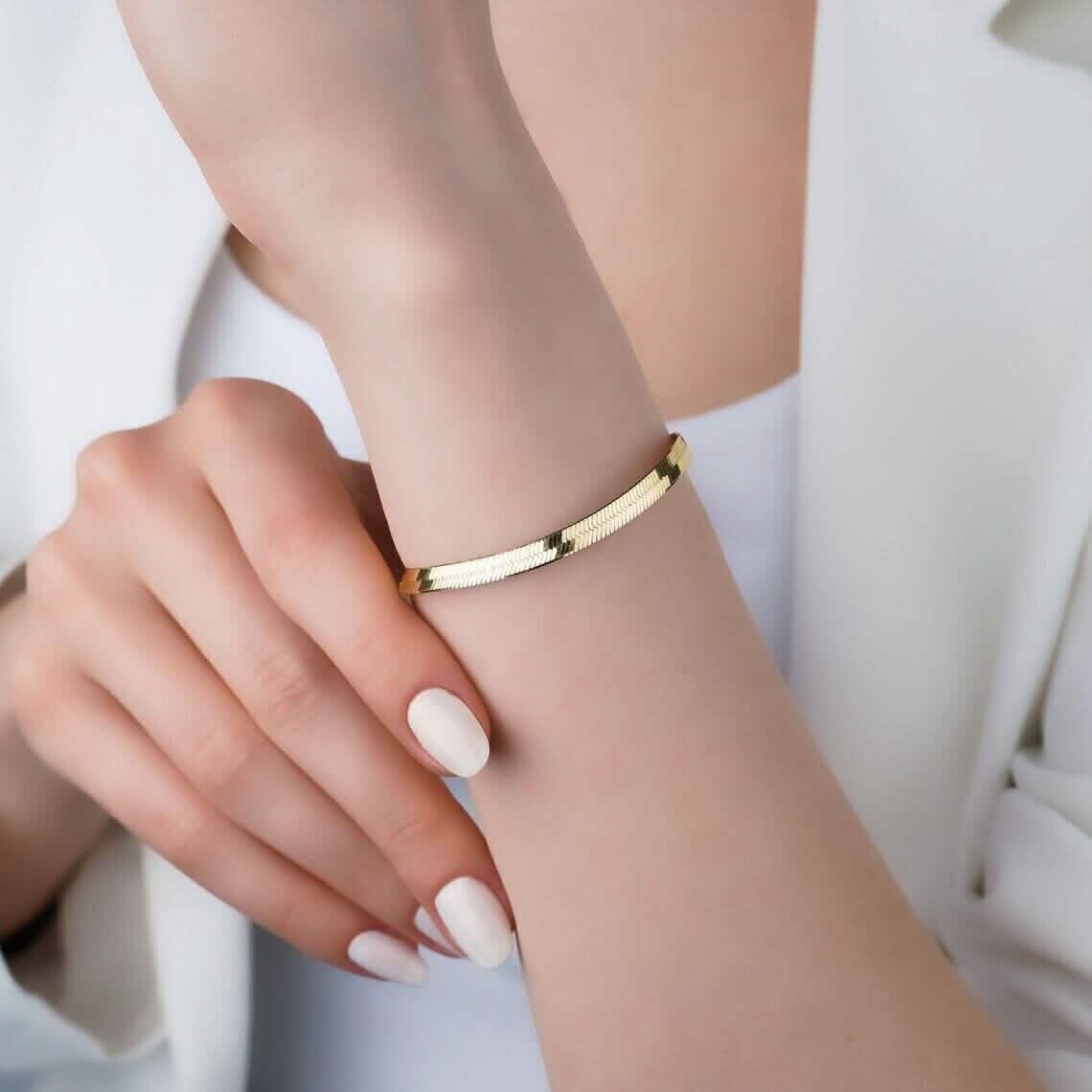14K Solid Yellow Gold 8" 4.00MM Herringbone Bracelet DailySale