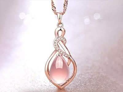 18 Kt Rose Gold Pink Rhinestone Pendant Necklace DailySale