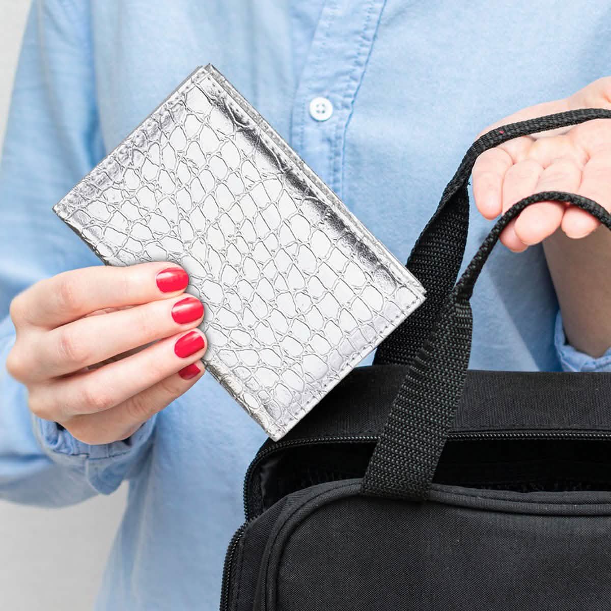 2-Pack: Faux Crocodile Leather Bling CDC Vaccination Card Immunization Record Protector Holder Passport DailySale