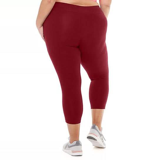 2-Pack: Plus Size Women's Ultra-Soft High Waisted Capri Leggings DailySale