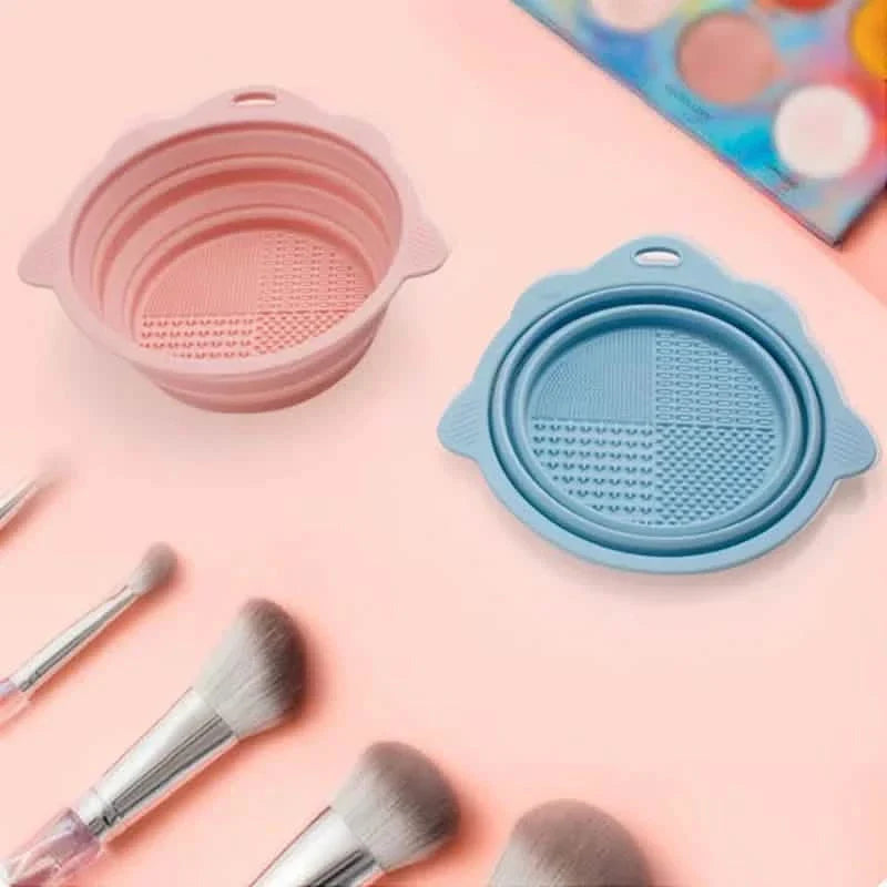2-Pack: Silicone Foldable Makeup Brush Cleaning Pad DailySale