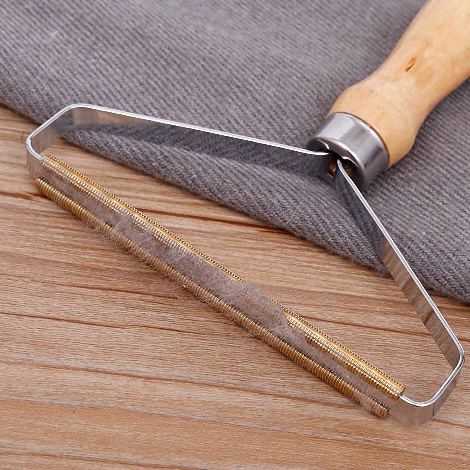 2-Piece: Portable Reusable Double Sided Lint Remover Travel DailySale