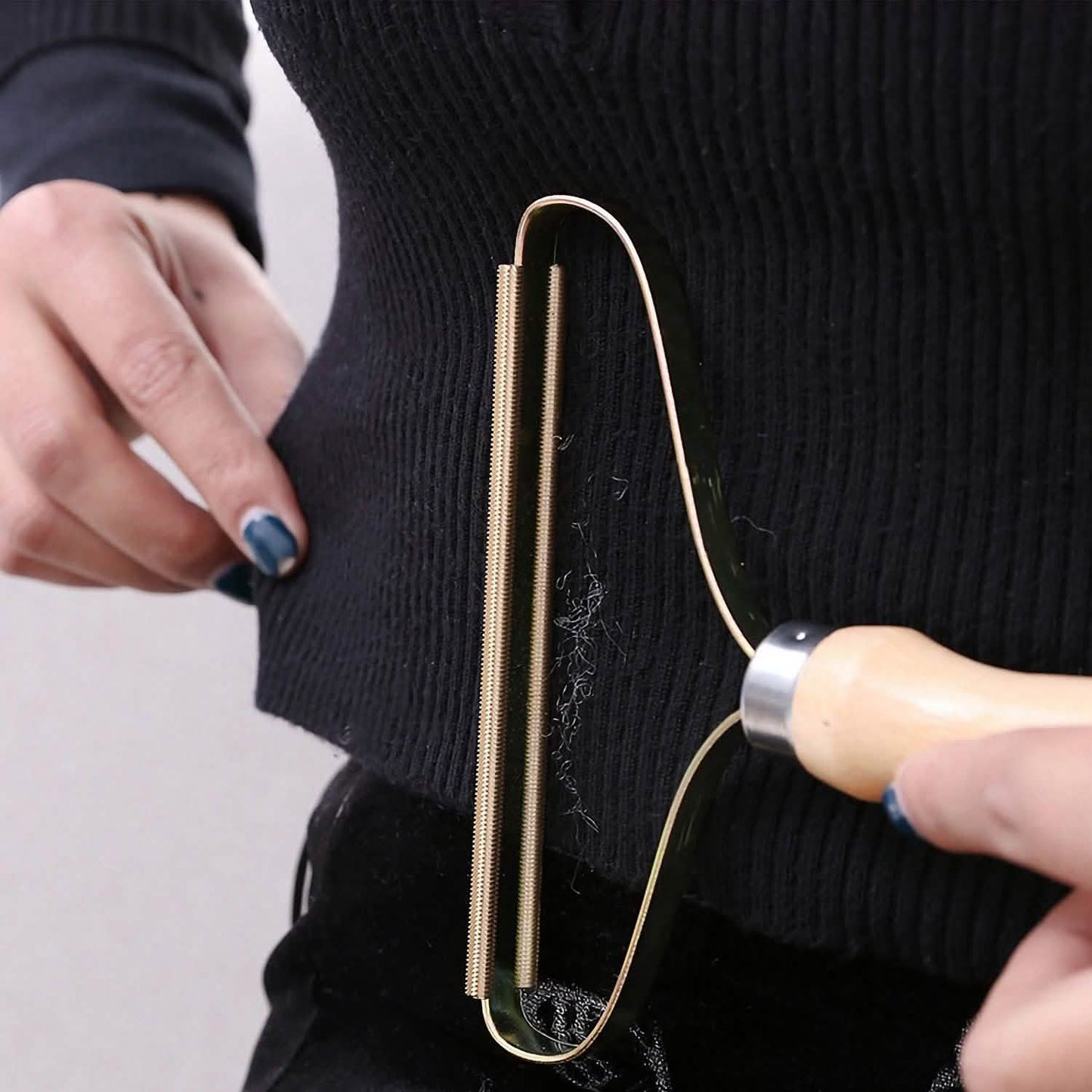 2-Piece: Portable Reusable Double Sided Lint Remover Travel DailySale