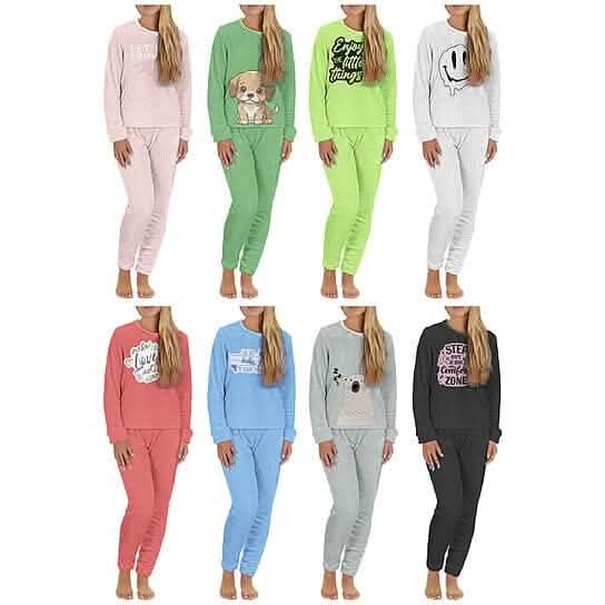 2-Piece Set: Women's Plush Popcorn Knit Top and Jogger Pants Pajama Set (Plus Size) DailySale