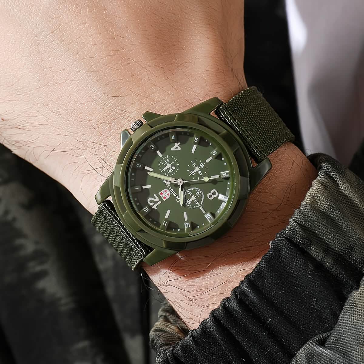 Men's Nylon Casual Sport Quartz Wrist Watch DailySale