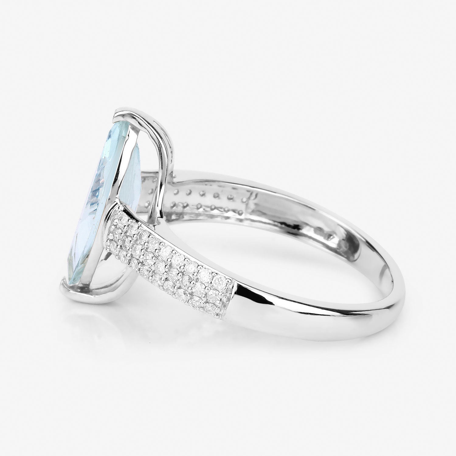 2.09 Carat Genuine Aquamarine and White Diamond 14K White Gold Ring Bids.com