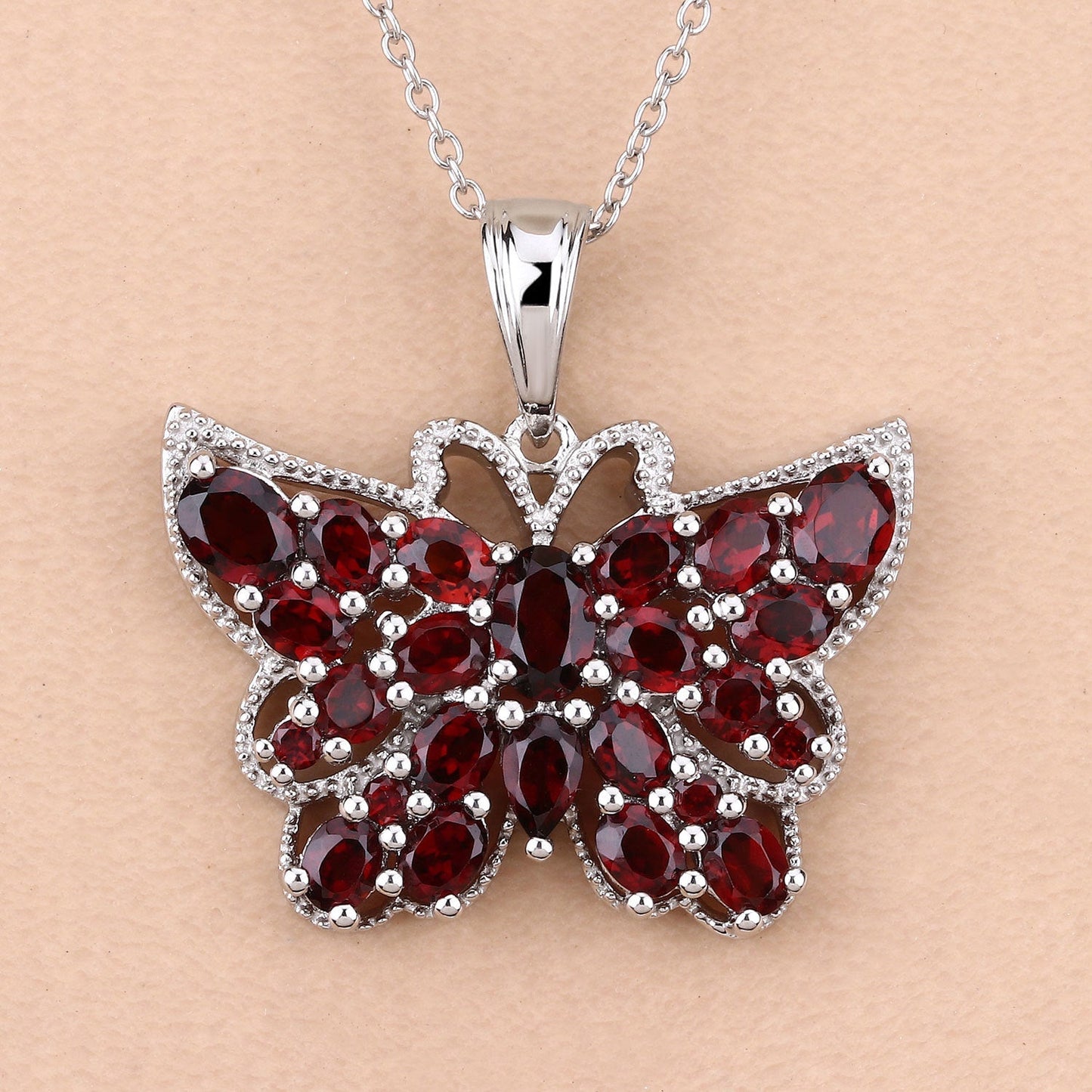 4.90 Carat Genuine Garnet .925 Sterling Silver Pendant Bids.com