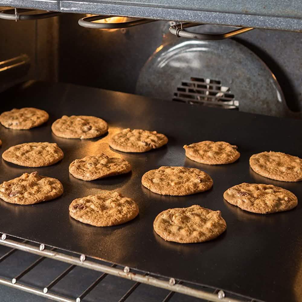 3-Pack: RL Treats 23-Inch-by-16.25-Inch Non Stick Teflon Oven Liners DailySale