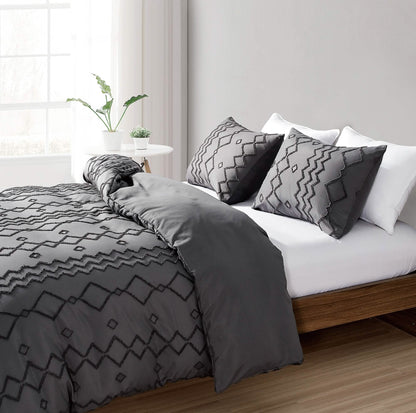 3-Piece Set: Bibb Home Tufted Clipped Duvet Cover DailySale