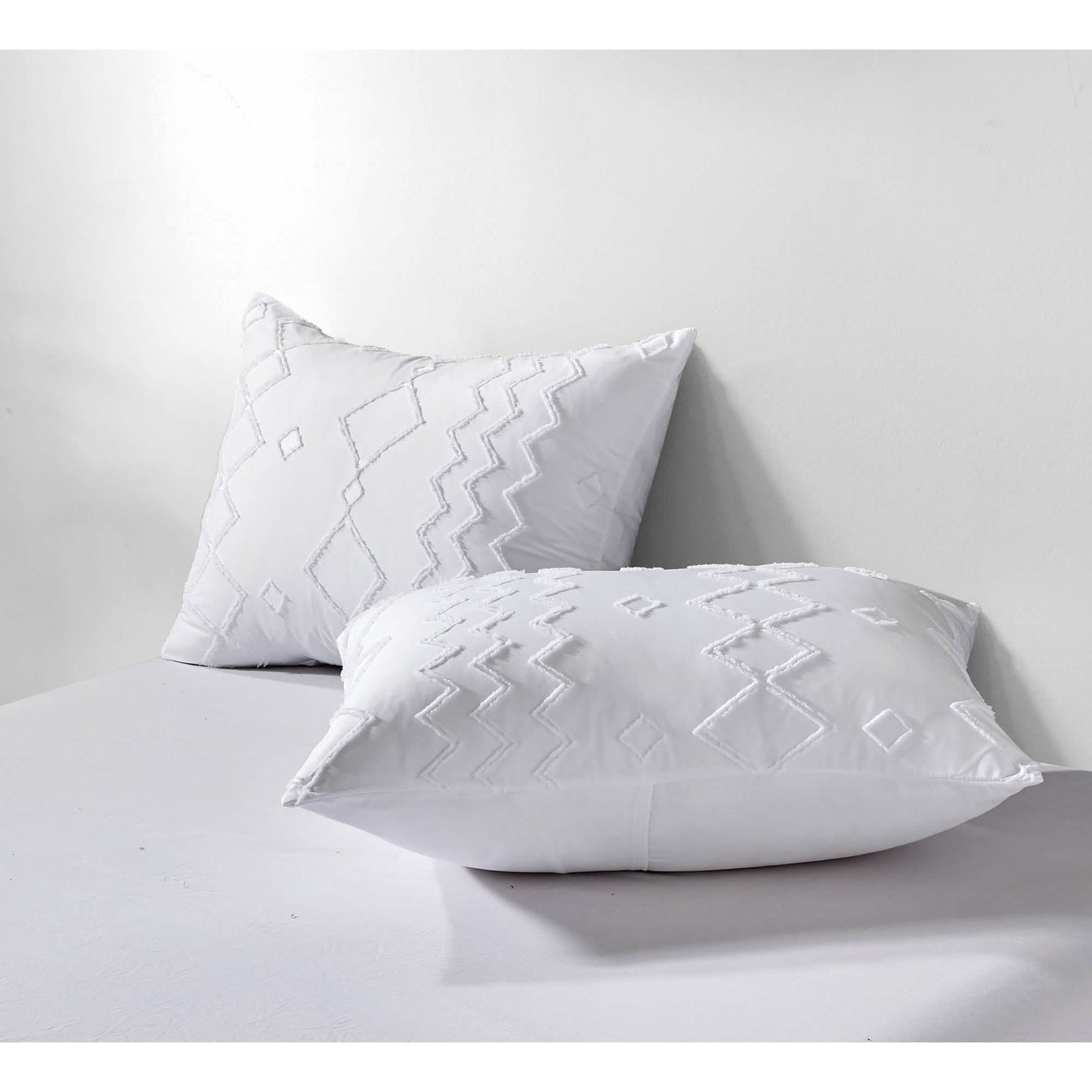 3-Piece Set: Bibb Home Tufted Clipped Duvet Cover DailySale