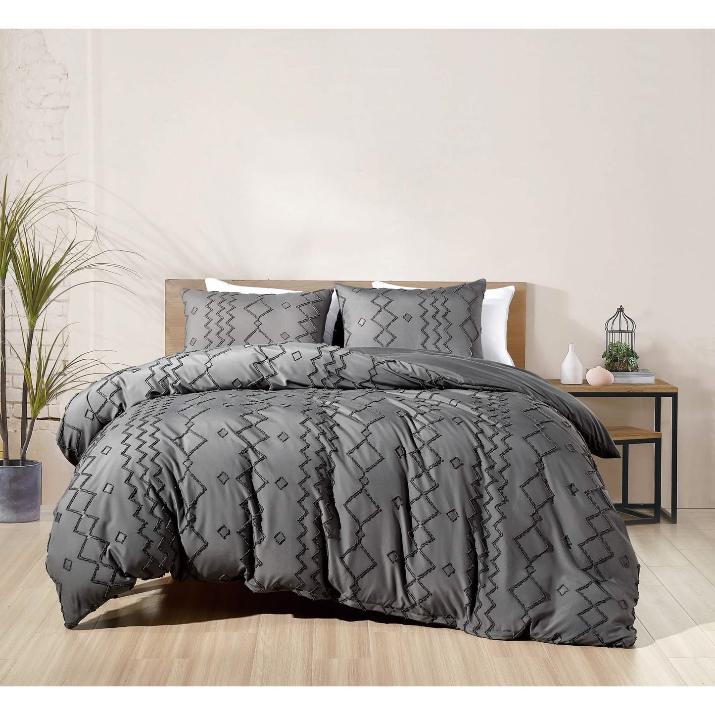 3-Piece Set: Bibb Home Tufted Clipped Duvet Cover DailySale