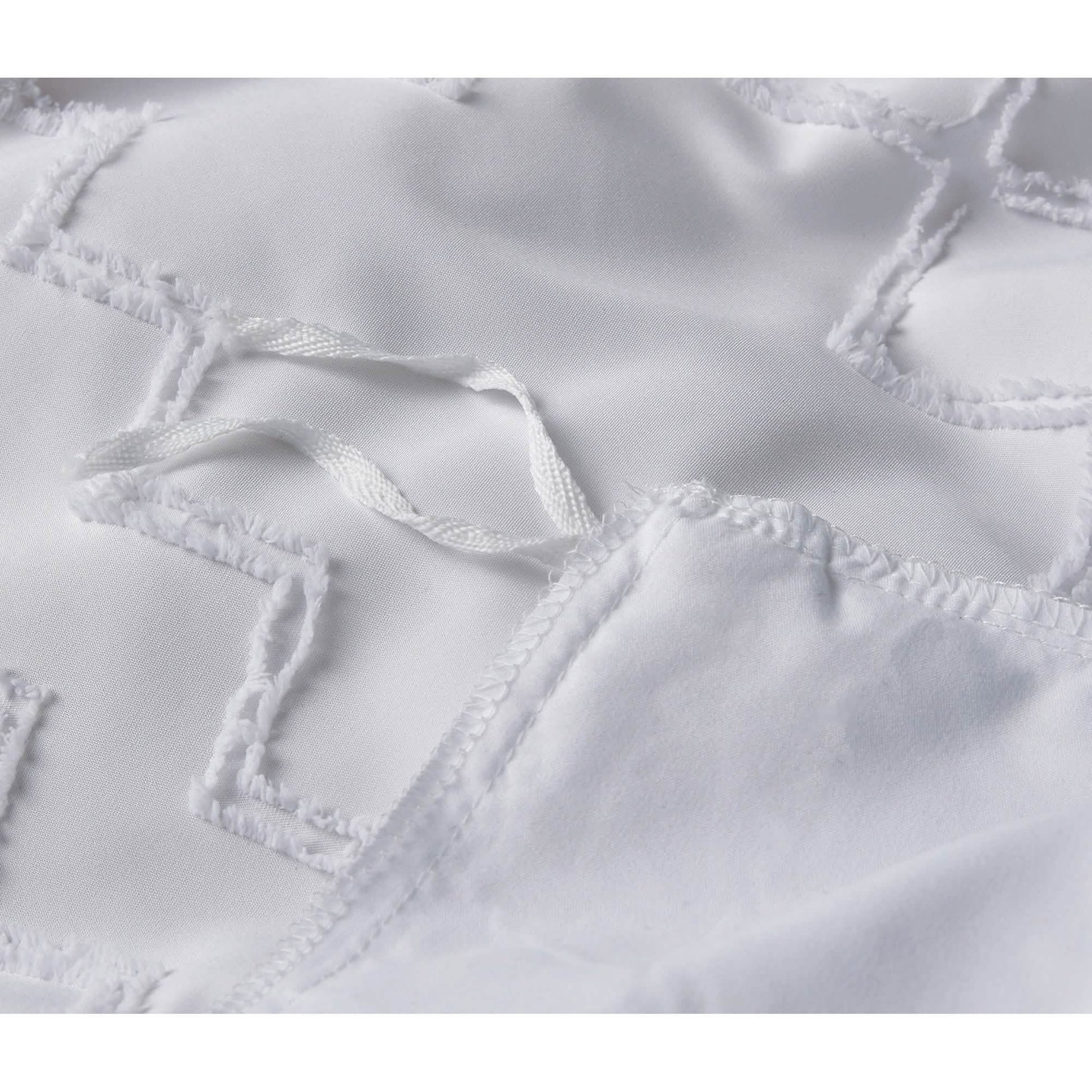 3-Piece Set: Bibb Home Tufted Clipped Duvet Cover DailySale