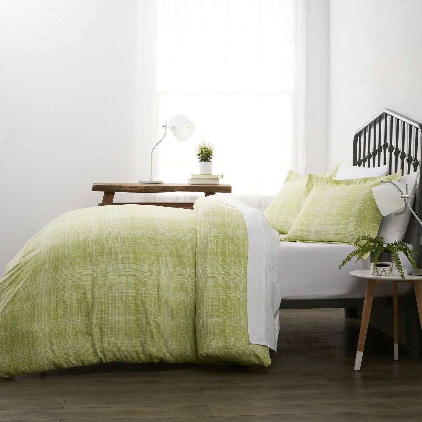 3-Piece Set: Polkadot Patterned Duvet Cover DailySale