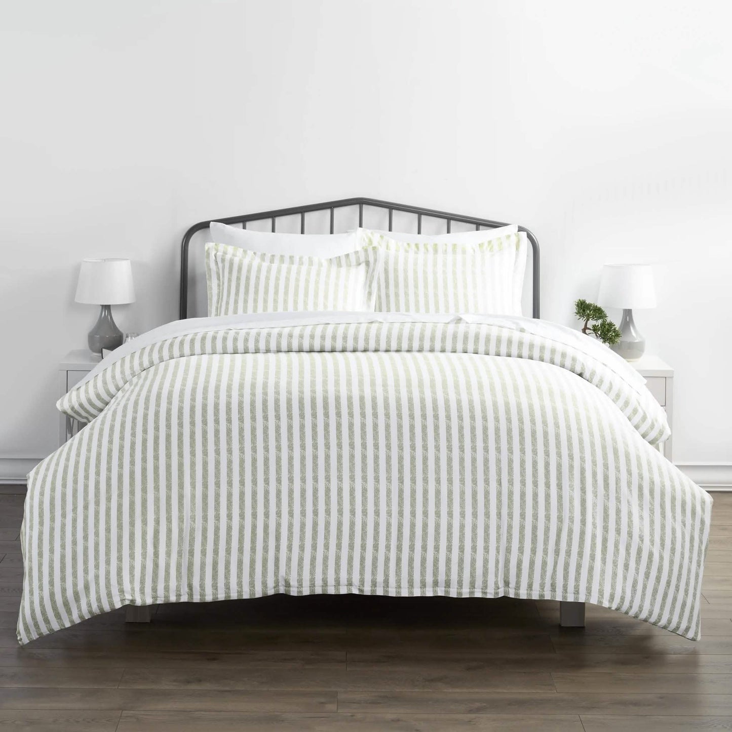 3-Piece Set: Rugged Stripes Patterned Duvet Cover DailySale