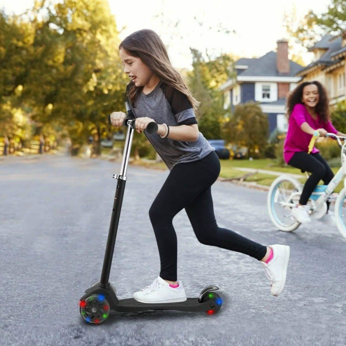 3-Wheeled LEDs Kick Scooter for Kids Flashing Scooter Adjustable Height DailySale