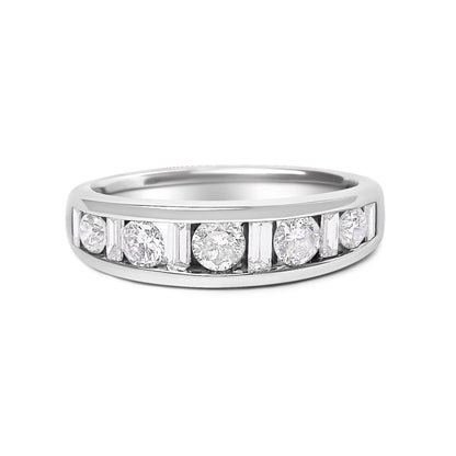 14K White Gold Alternating 1.0 Cttw Round and Baguette Diamond Channel Band Ring Bids.com