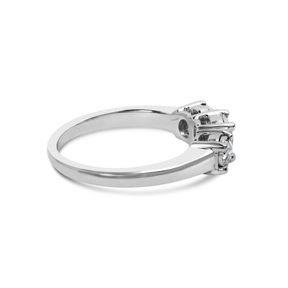 14K White Gold 1/2 Cttw Miracle Set Round Lab Grown Diamond Three Stone Illusion Plate Ring (F-G Color, VS1-VS2 Clarity) - Ring Size 7 Bids.com