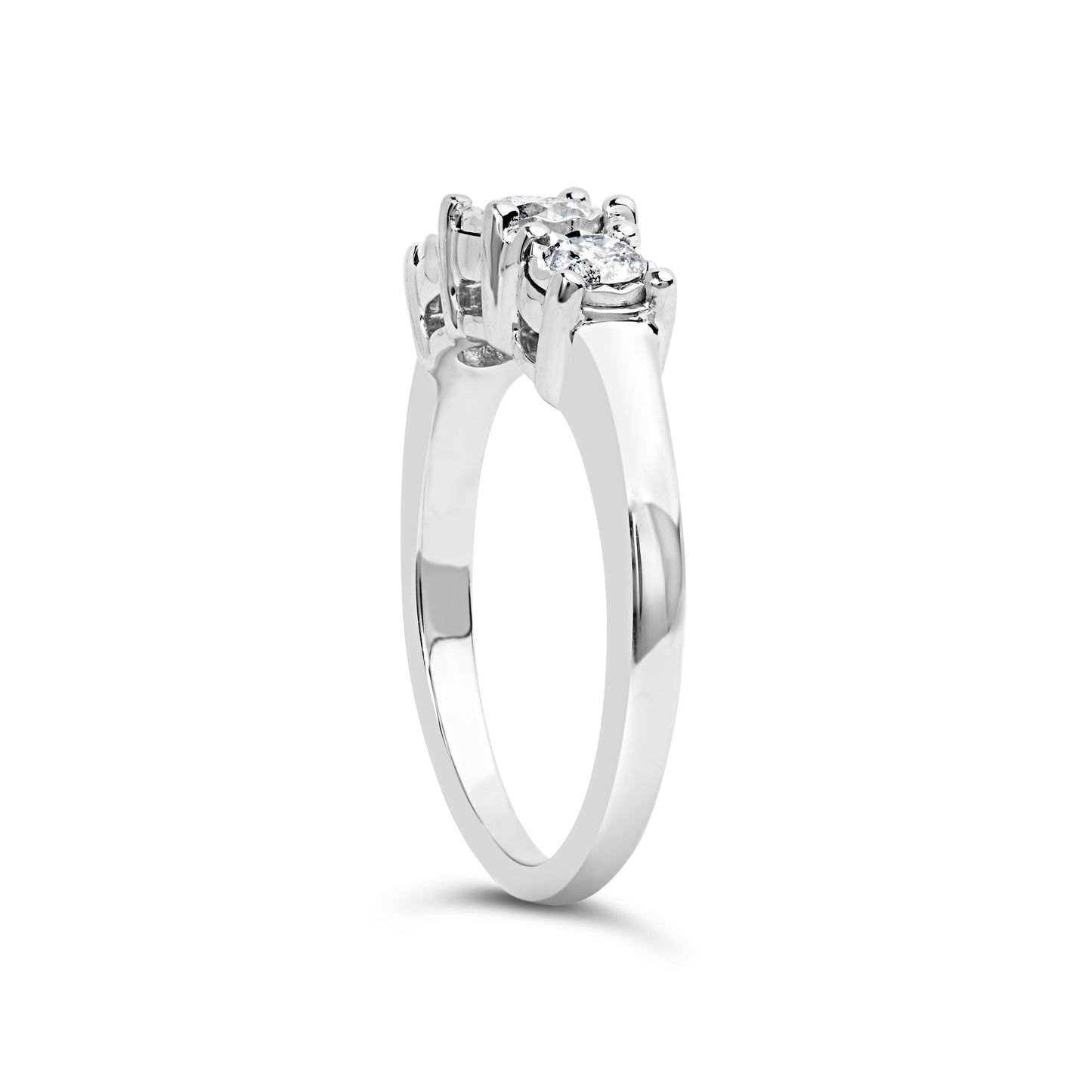 14K White Gold 1/2 Cttw Miracle Set Round Lab Grown Diamond Three Stone Illusion Plate Ring (F-G Color, VS1-VS2 Clarity) - Ring Size 7 Bids.com