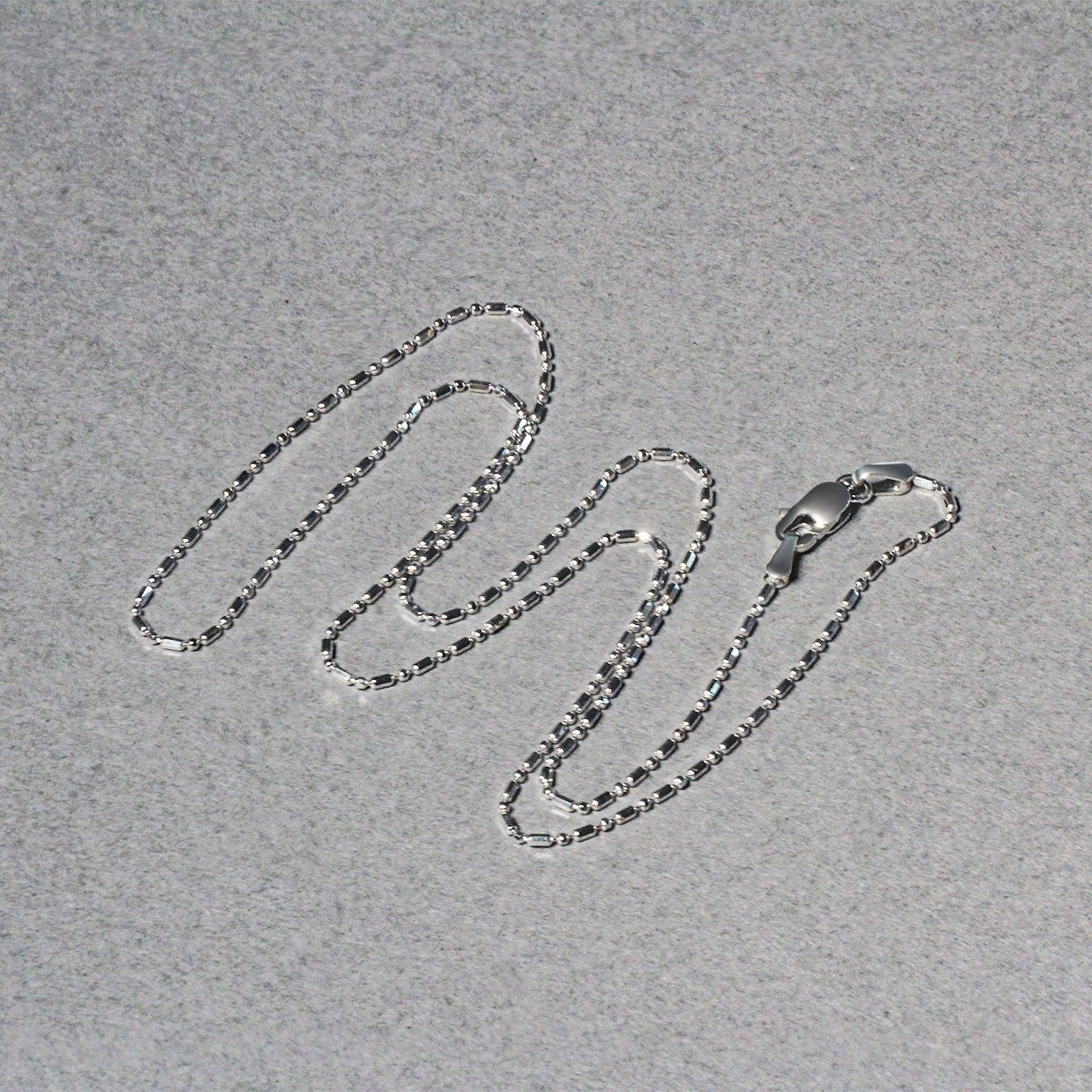 14k White Gold Diamond-Cut Bead Chain 1.0mm Bids.com