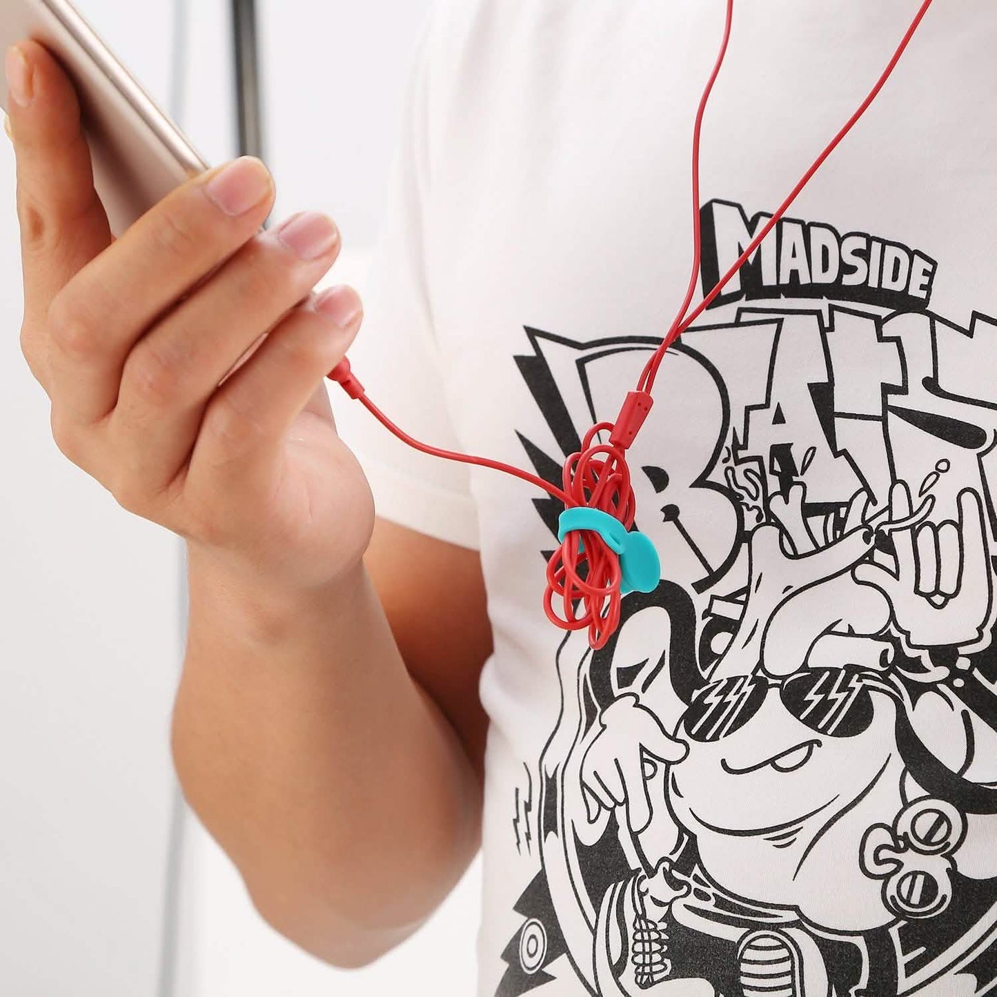4-Pack: Magnetic Cable Clips Magnet DailySale