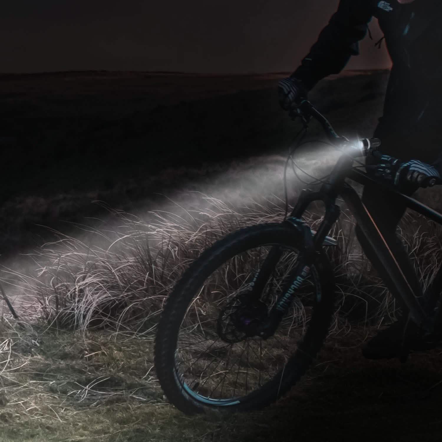 4-Pack: Universal Front Rear Bike Light Set DailySale