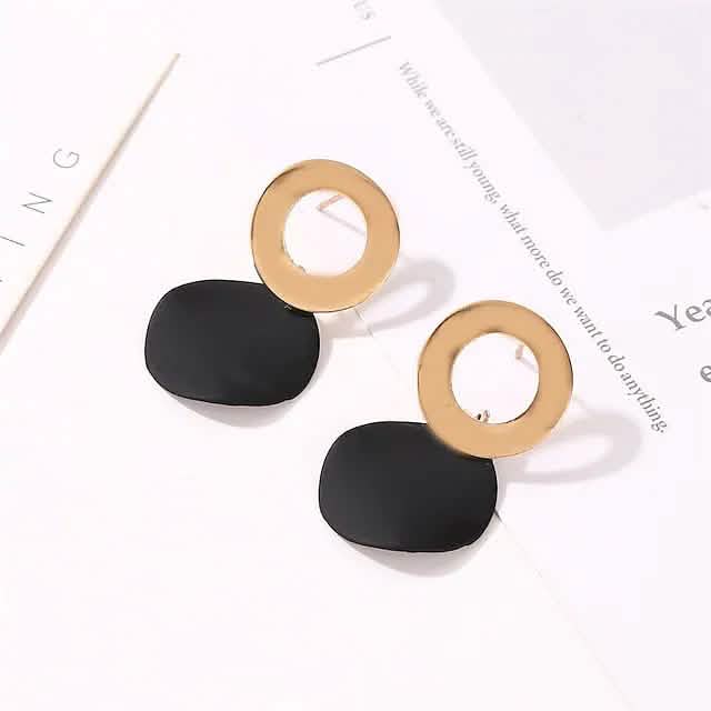 4-Pairs: Women's Holiday Chrome Geometric Ball Earrings DailySale