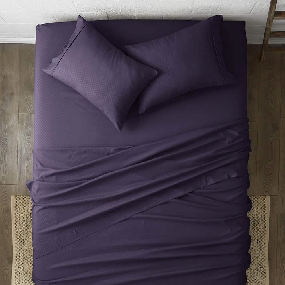 4-Piece: Checkered Embossed Sheet Set DailySale