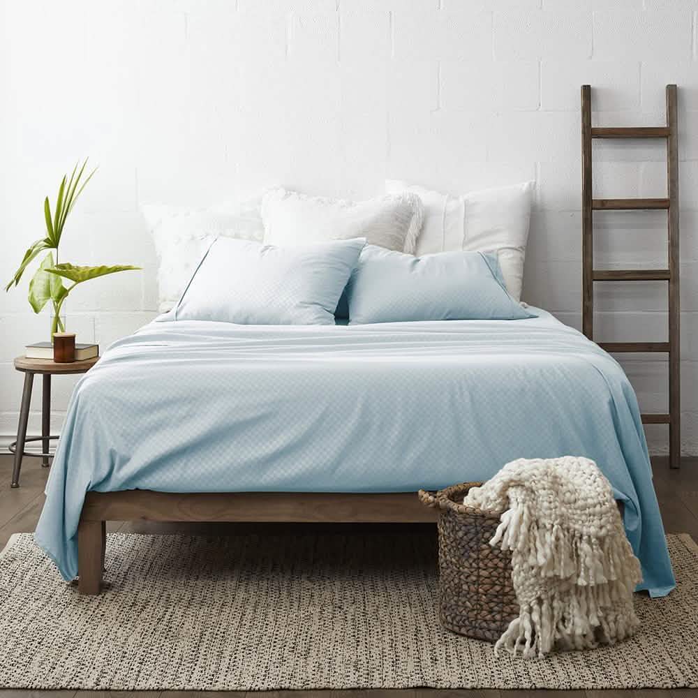 4-Piece: Checkered Embossed Sheet Set DailySale