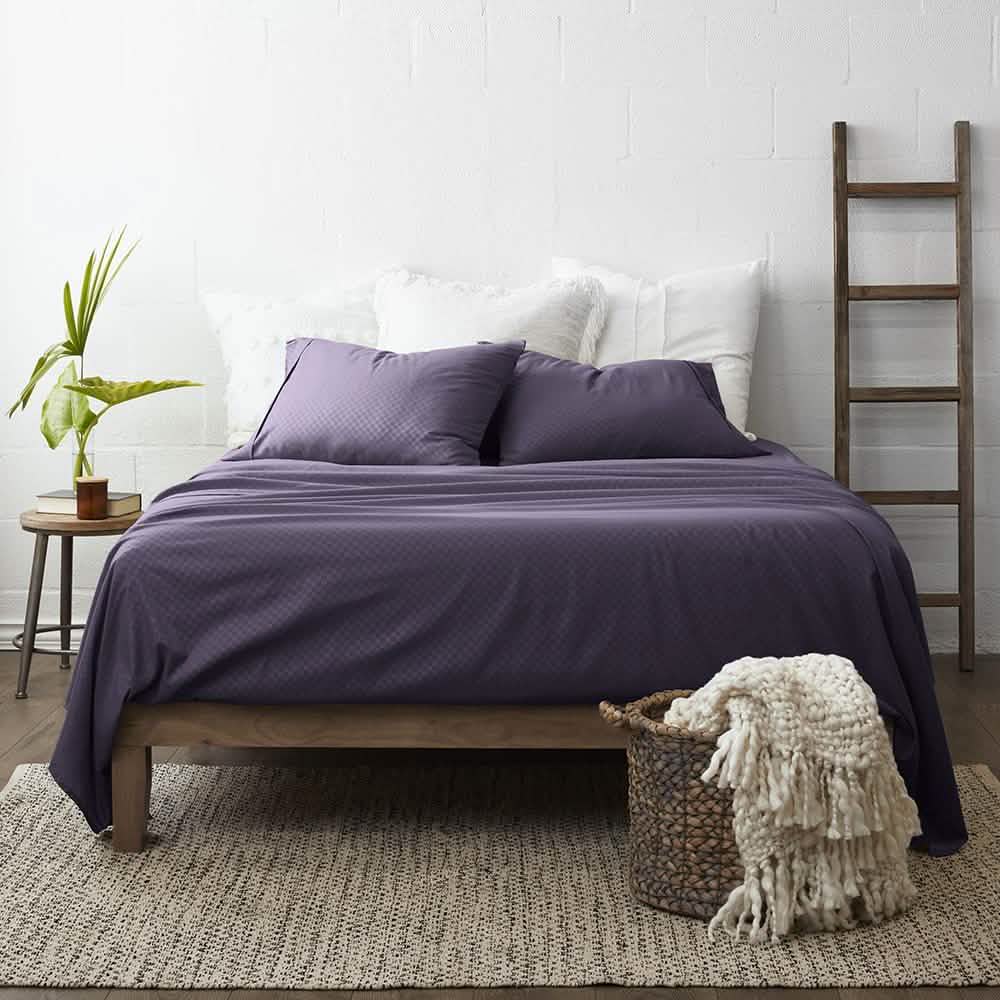 4-Piece: Checkered Embossed Sheet Set DailySale