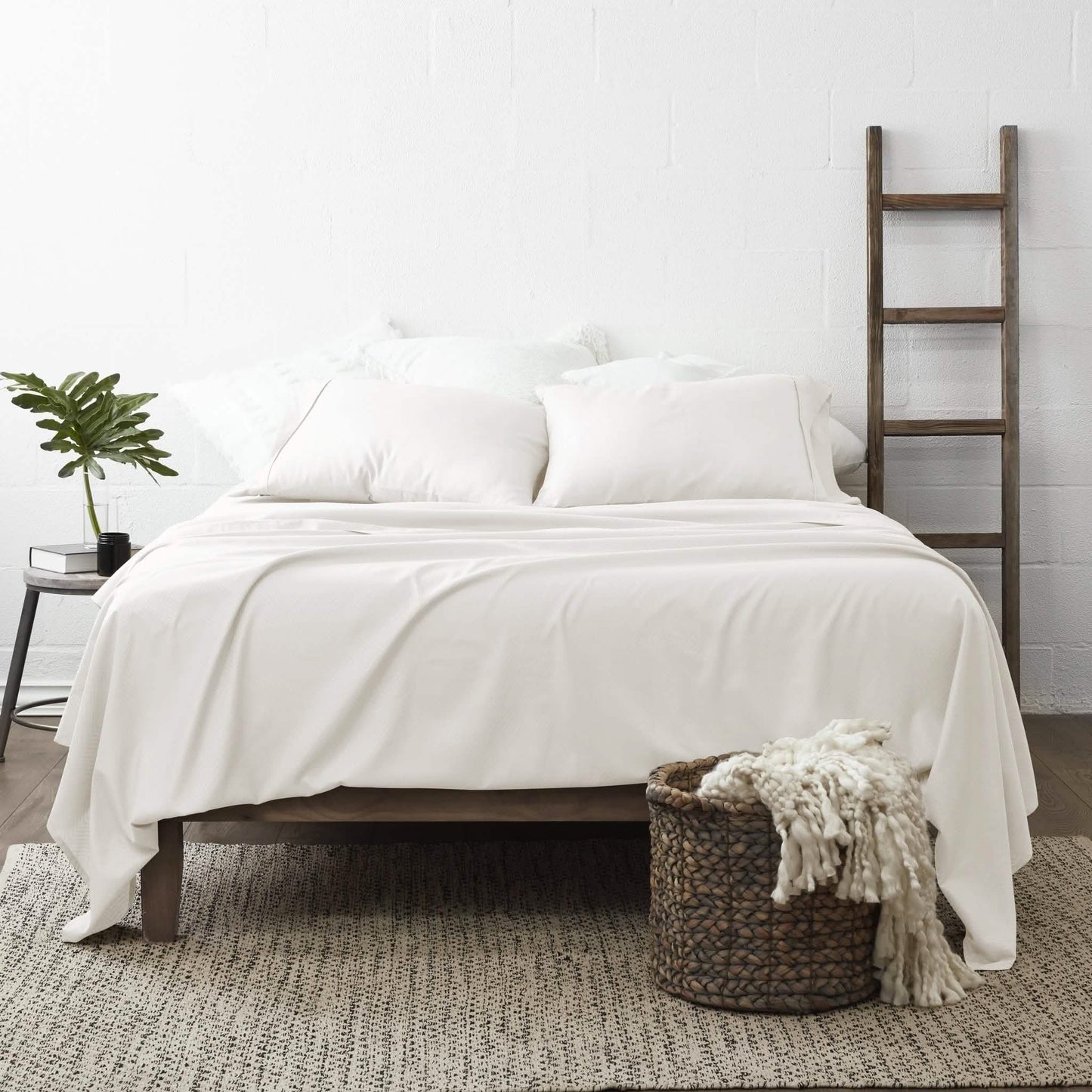 4-Piece: Chevron Embossed Sheet Set DailySale