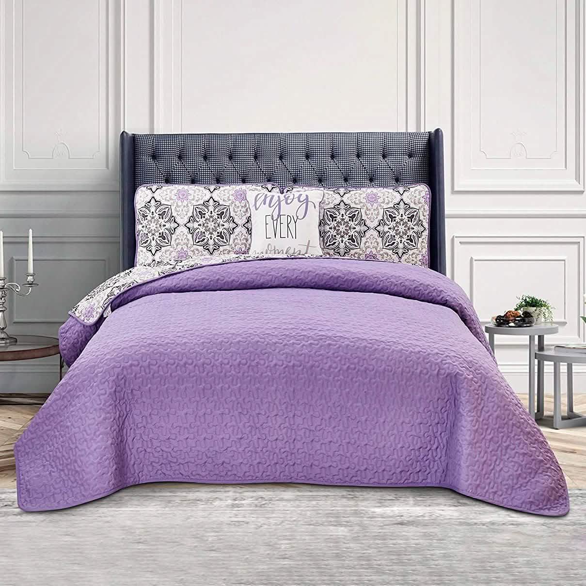 4-Piece: Reversible Quilt Set - Assorted Styles DailySale