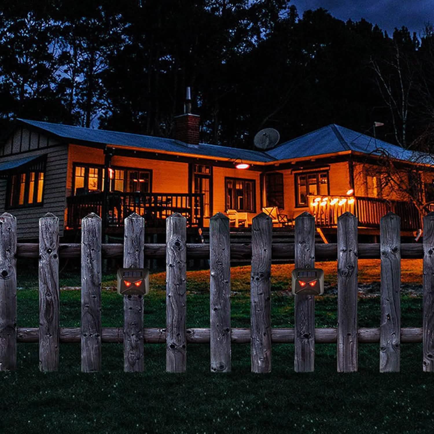 4-Piece: Solar Predator Control Light DailySale