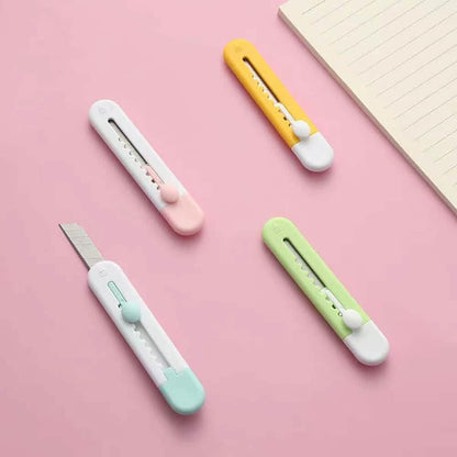 4-Pieces: Retractable Mini Art Cutter DailySale