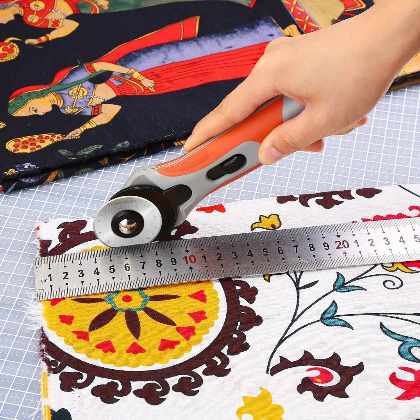 45mm Rotary Cutter Set with 8 Replacement Blades DailySale