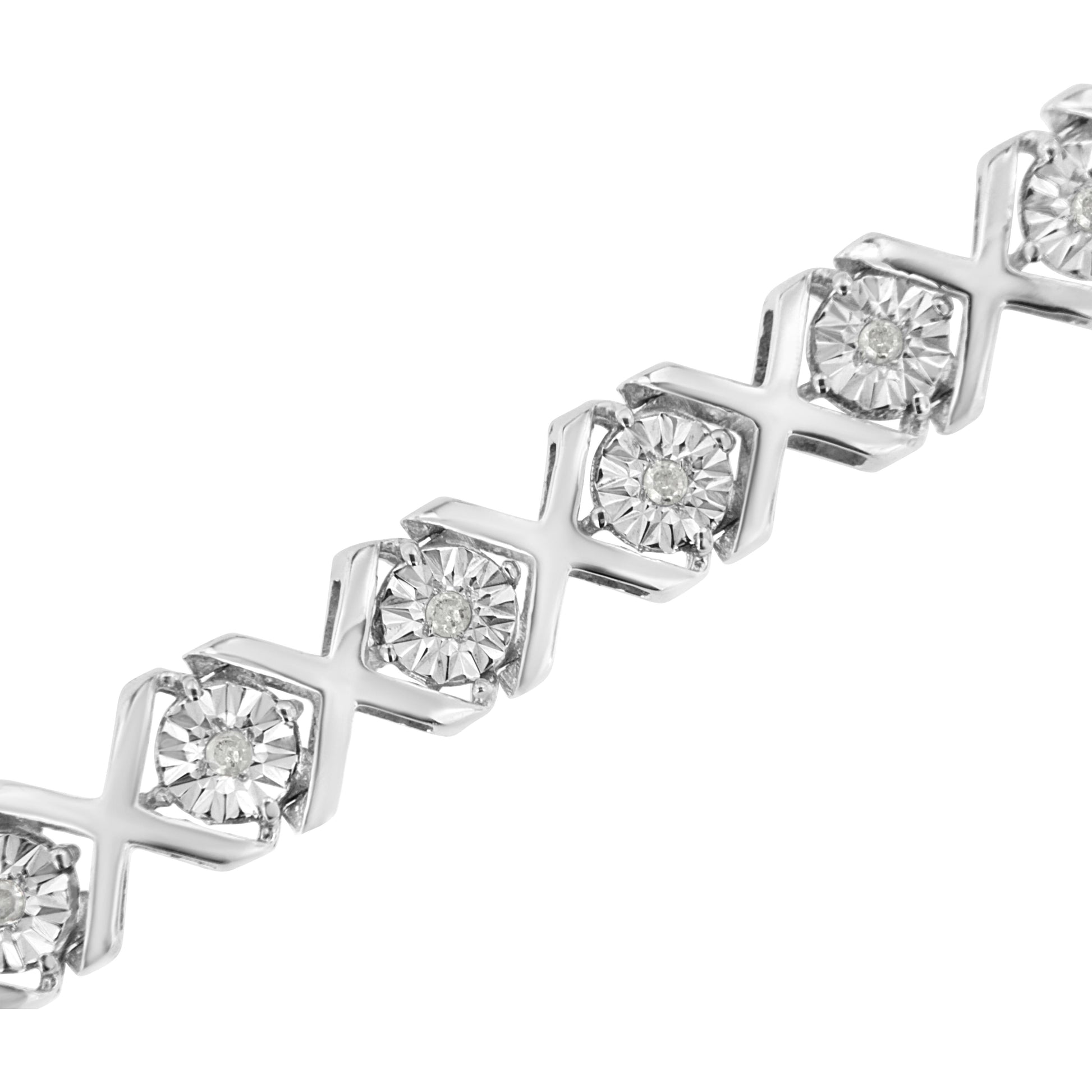 .925 Sterling Silver 1/4 Cttw Miracle Set Diamond "X" Link Bracelet (I-J Color, I3 Clarity) - 7.25" Bids.com