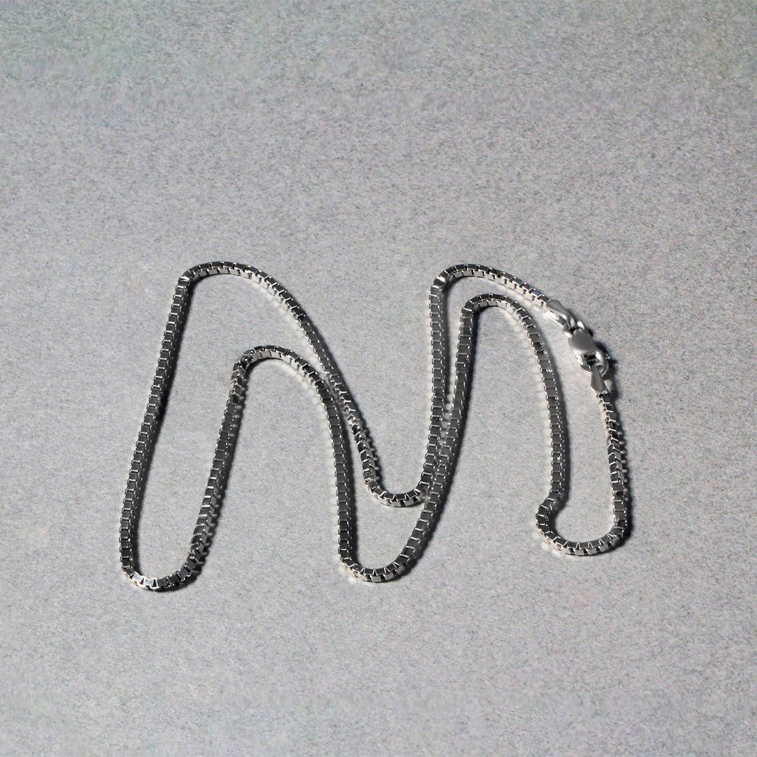 14k White Gold Classic Box Chain 1.4mm Bids.com