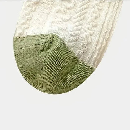 5-Pairs: Stylish Retro Floral Socks DailySale